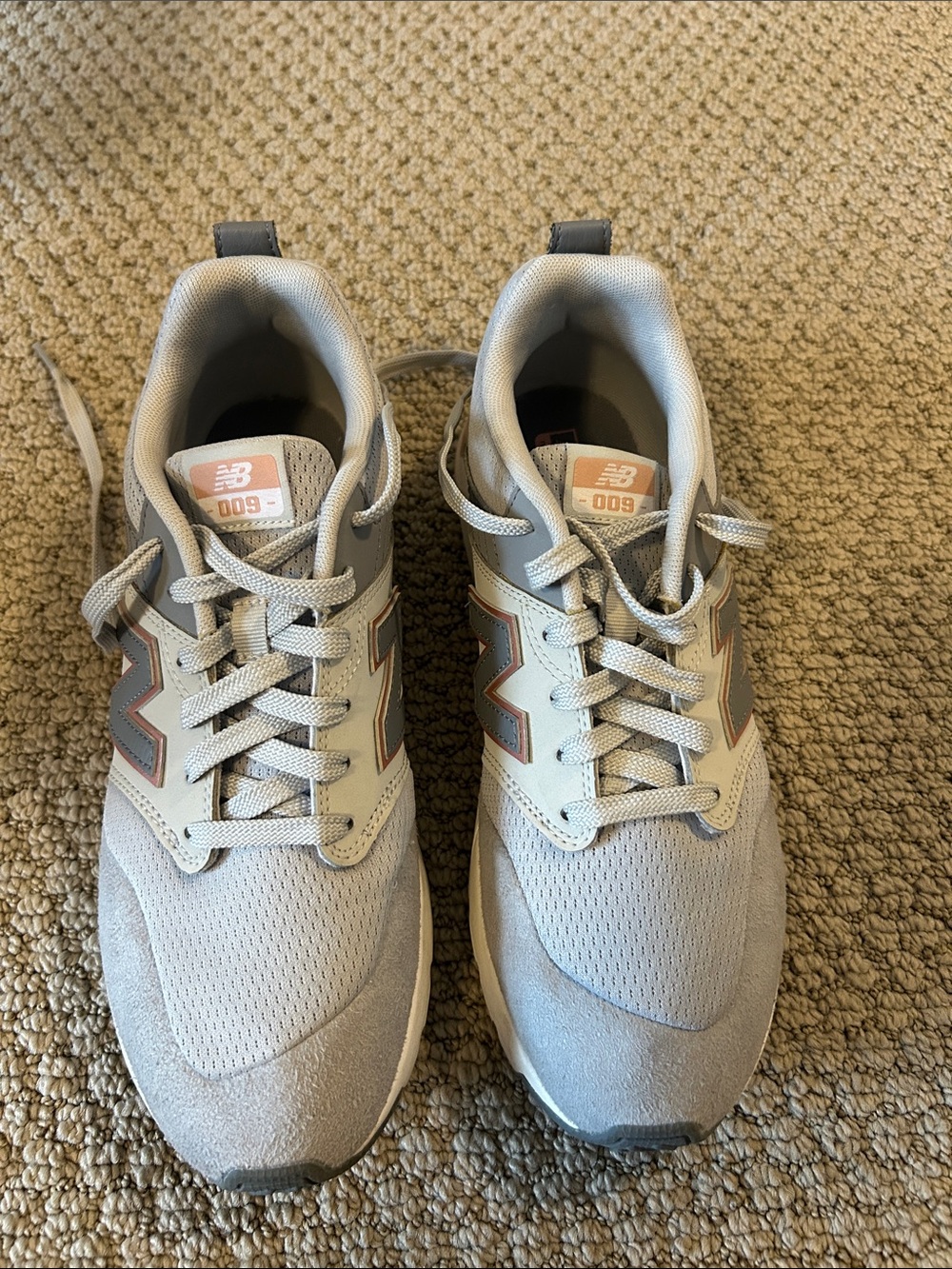 New Balance Women's Gray Sneakers with Subtle Pink Logo Accents